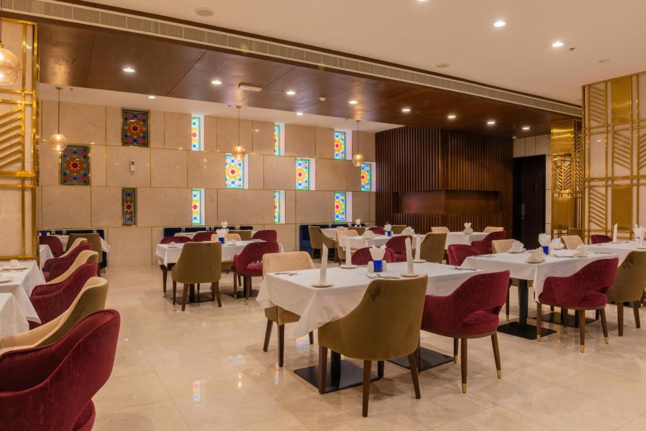 Hotel Royal Crown Mascate